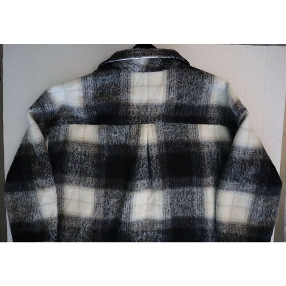 Old Navy Women's Sz 3X Black Plaid Printed Flannel Long Utility Shacket - Picture 10 of 15